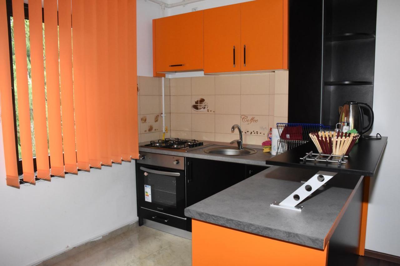 Hotel Apartament Eldya Comfort&Suites Предеал Екстериор снимка